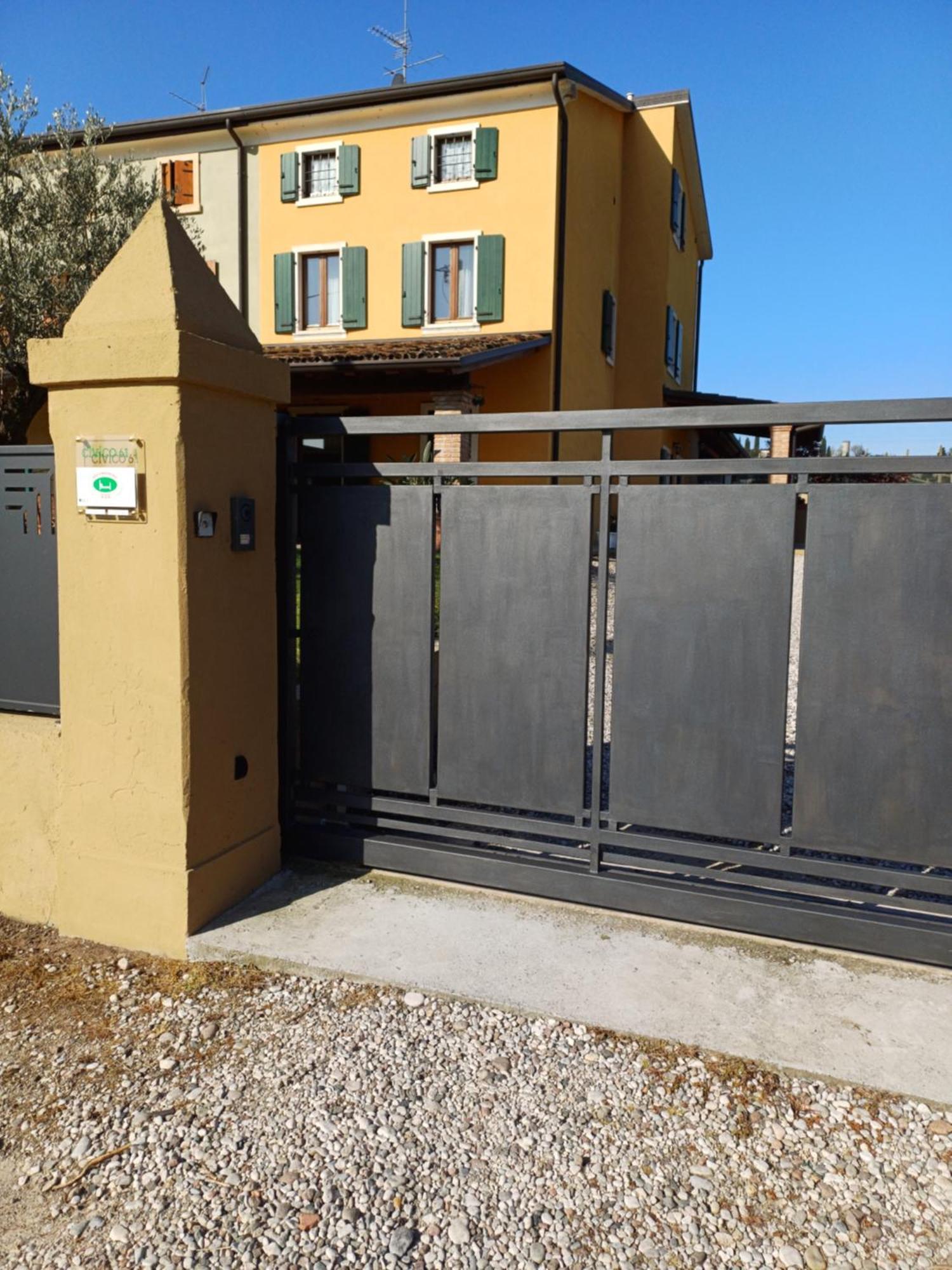 B&B Civico 61 Pastrengo Kültér fotó